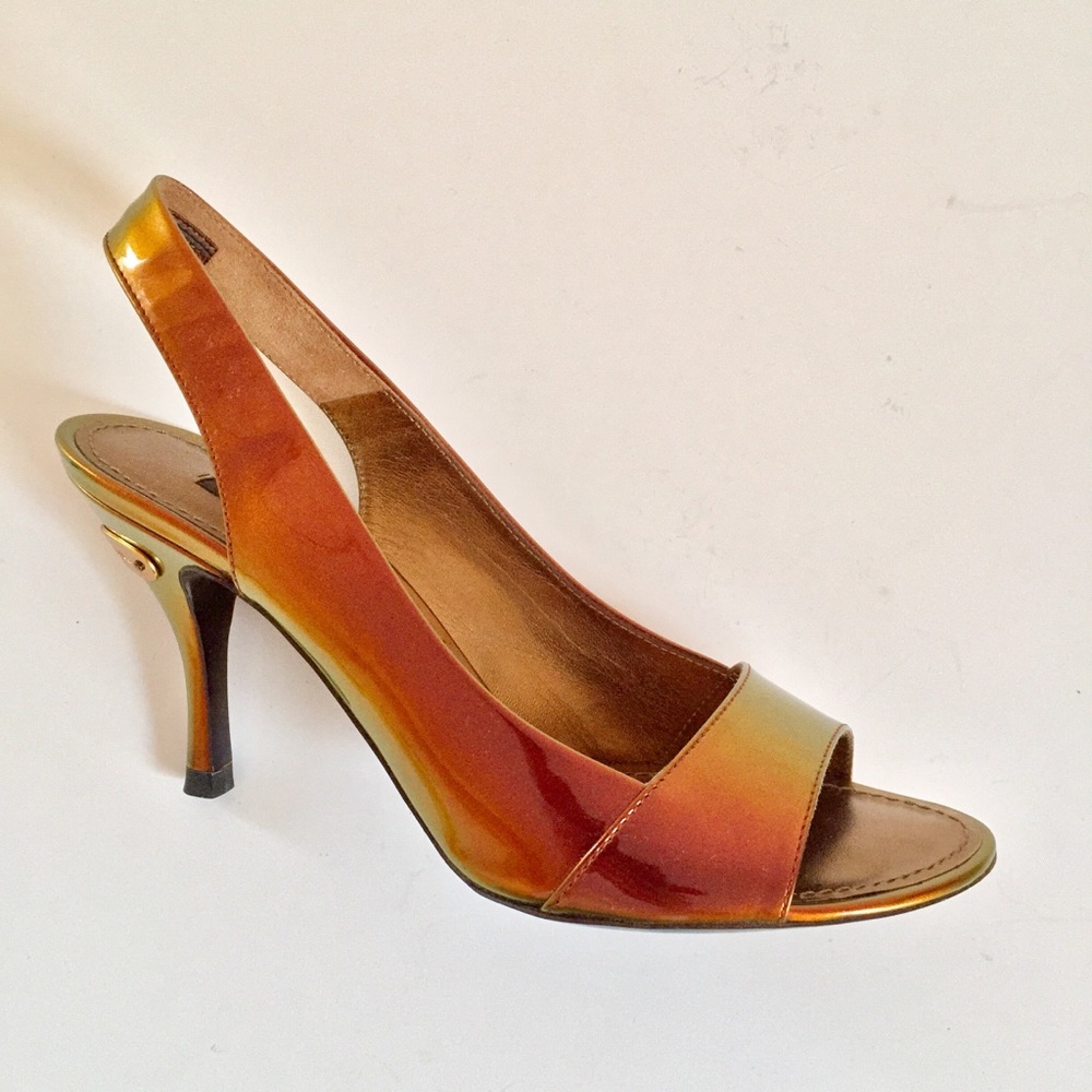 LOUIS VUITTON RUNWAY COPPER IRIDESCENT PATENT MID-HEEL SANDAL